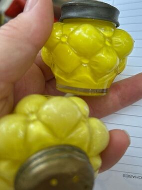 MCM vintage Yellow Decorative Salt and Pepper Shaker Set - Home Accents glass